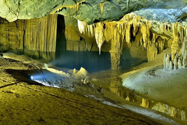 Unveiling The Secrets Of Phong Nha Caves A Reddit Perspective