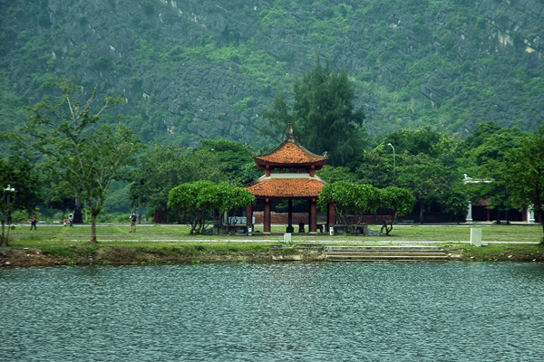 Bai Dinh Pagoda - Trang An Boating - Mua Cave