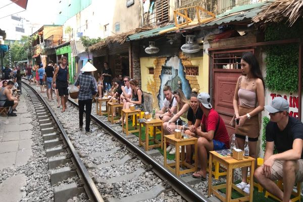 Private Hanoi City Half-Day Tour With Train Street (Discover the hidden corners