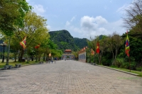 Hoa Lu Temples - Trang An Boating - Mua Cave: Day Tour From Hanoi